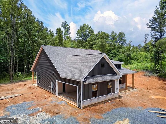 4th image of 391 Relay Rd