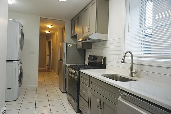 27-29 Lambert St #1L — Photo 10