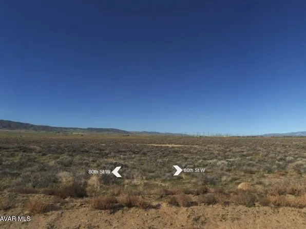 80th St W, Lancaster, CA 93536