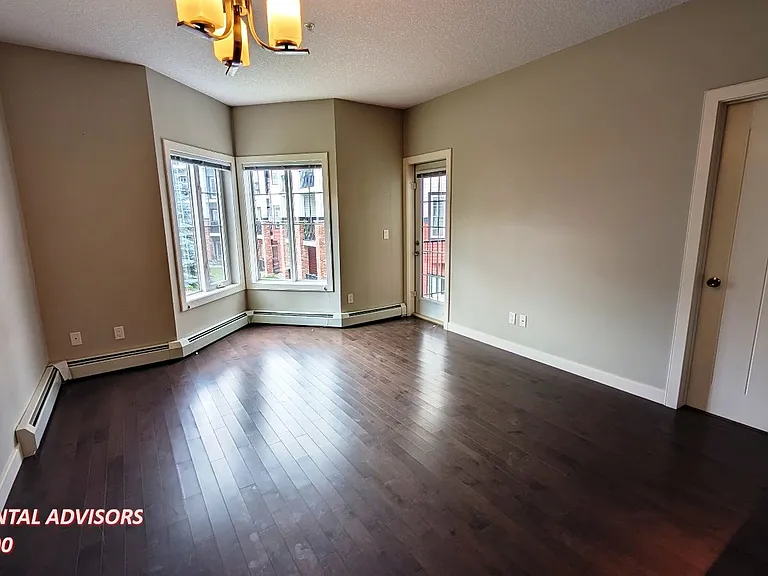 20 Royal Oak Plz NW #235 — Photo 6