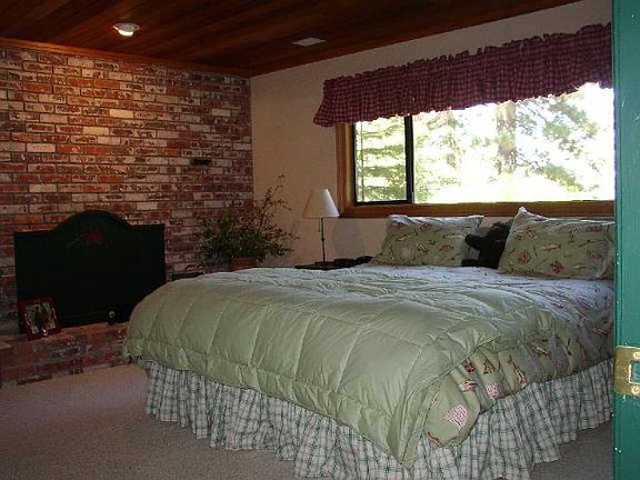 4th image of 25 Moana Cir