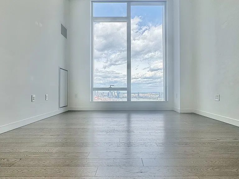 252 South St #54 — Photo 3