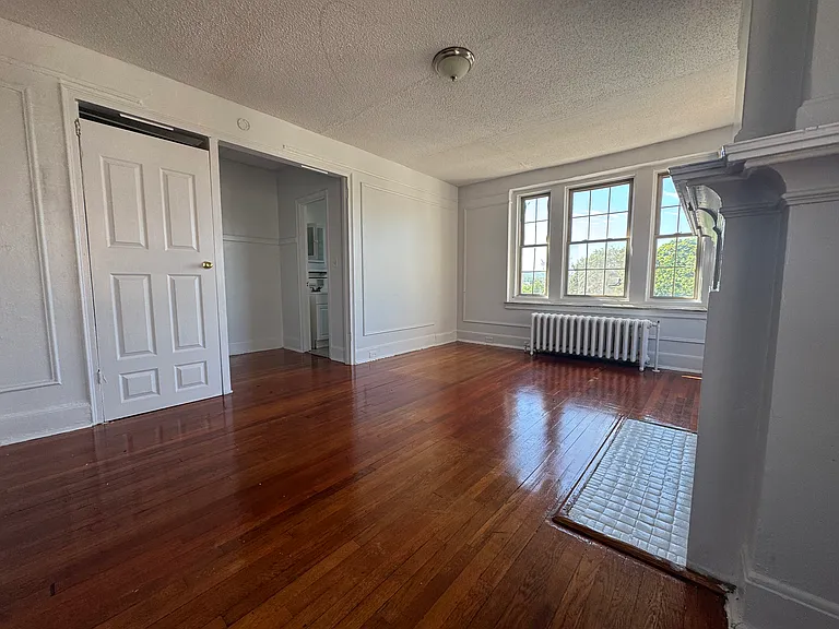 144-D410 W Grove St #D-410 — Photo 3