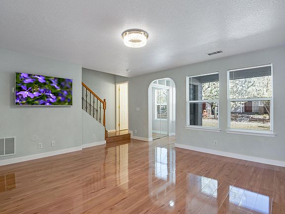 5th image of 18917 E 57th Pl