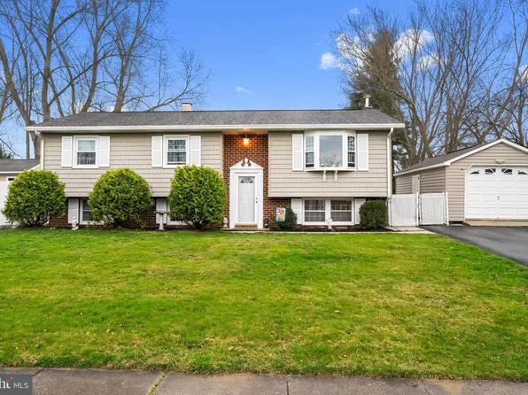 911 Bernadette Dr, Forest Hill, MD 21050