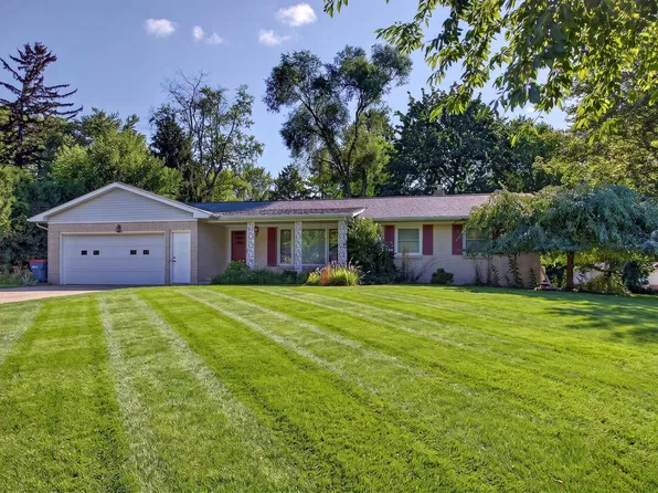 1064 Charlotte Ave NW, Grand Rapids, MI 49504