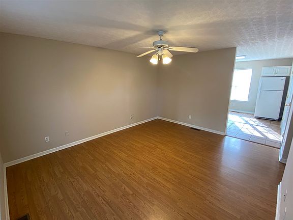 2nd image of 512 Constellation Dr