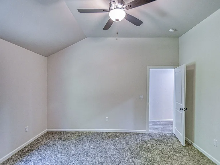 928 Varenna Ct — Photo 15