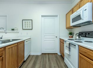 6110 Riverwoods Dr #6260-105, Wilmington, NC 28412
