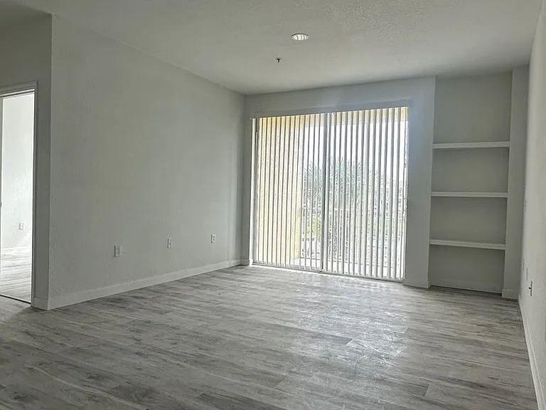 1175 Lake Shadow Cir #4202 — Photo 4
