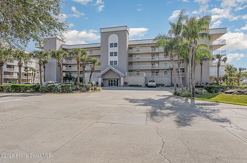 601 Shorewood Dr Photo 1