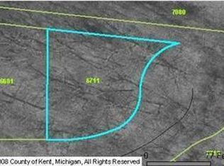 6711 Brookside Woods Ct SE, Ada, MI 49301