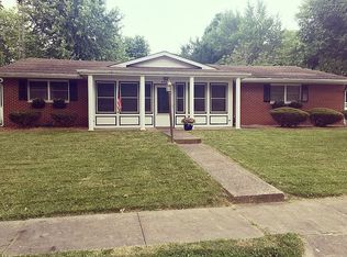 456 W Elm St, Nashville, IL 62263