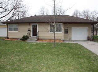 704 15th St, Nevada, IA 50201