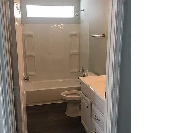 4th image of 653 Delgado St #2