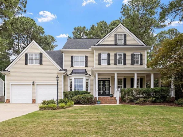 330 Chanticlair Dr, Apex, NC 27502