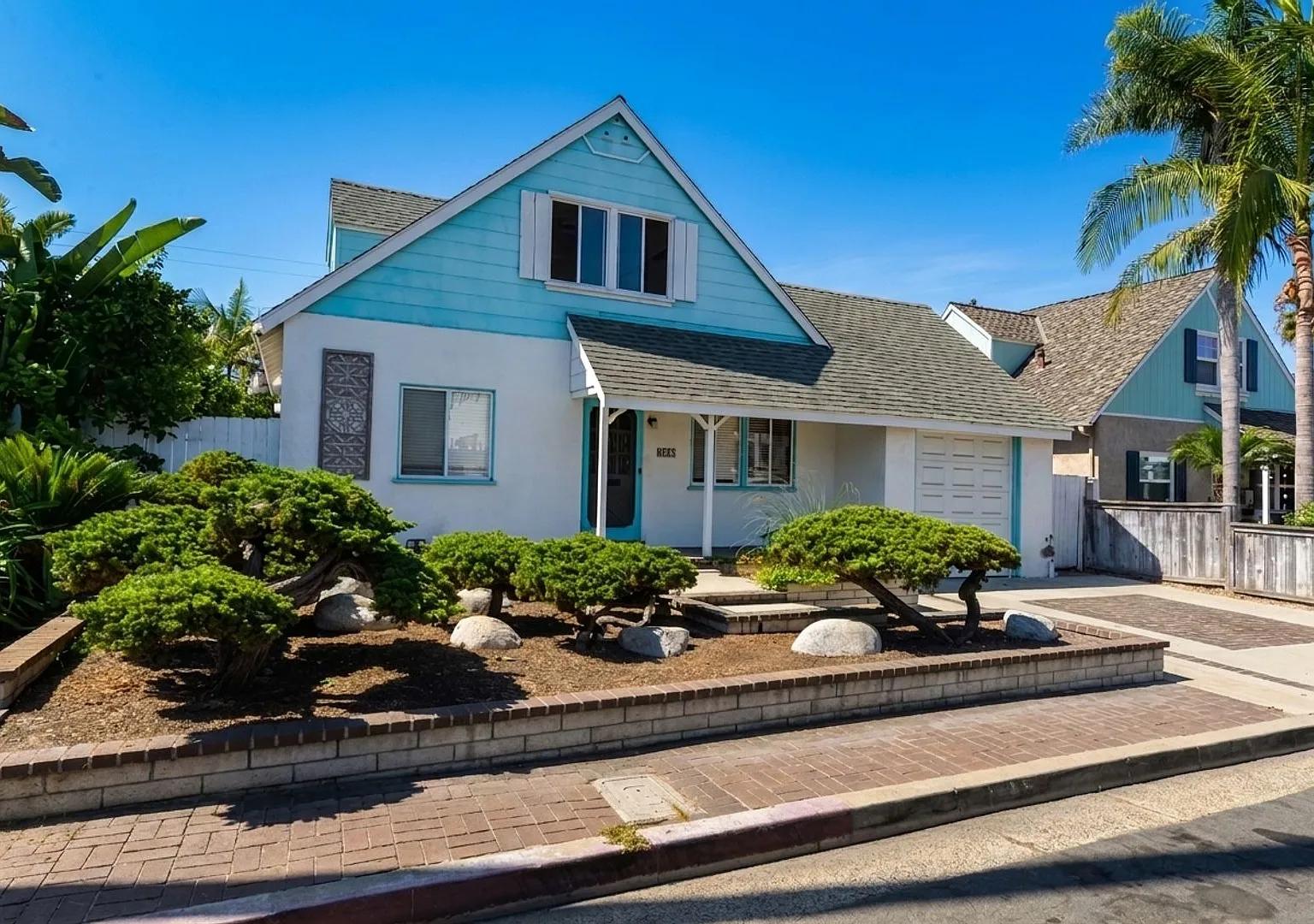 4 bed, 2.0 bath, 1168 sqft, $4,999 — Photo 1
