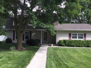 3655 Glenbrooke Ln, Green Bay, WI 54301