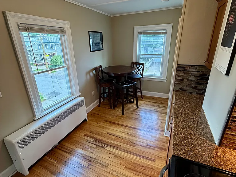 115 Caroline St #3 — Photo 8