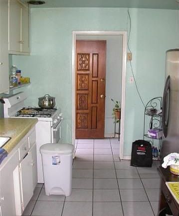 4th image of 5107 Primrose Dr