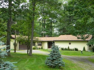 67 Knapp Rd, Lakeville, PA 18438