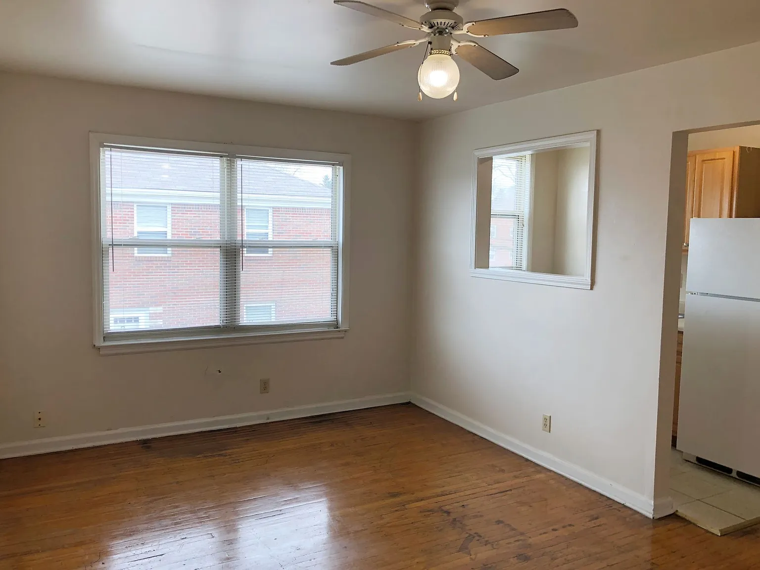 Nola Court Apartments — Photo 2