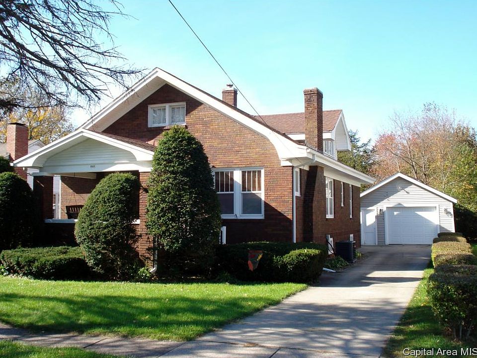 1st image of 940 Brown Ave