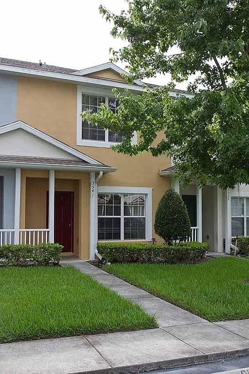 2 bed, 2.5 bath, 1696 sqft, $1,850 — Photo 2