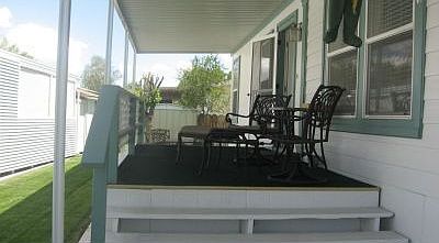 Front deck
