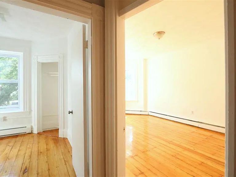 119 Harvard St #4 — Photo 15