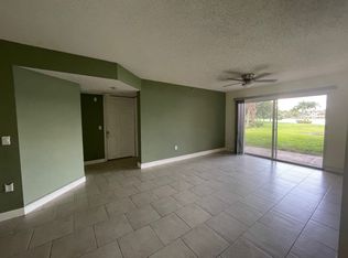 5005 Wiles Rd APT 102, Pompano Beach, FL 33073