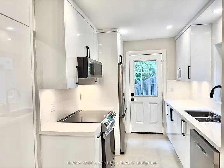 351 Fairlawn Ave — Photo 6