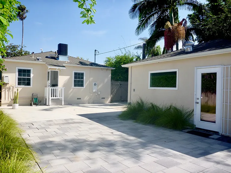 845 Flower Ave — Photo 46