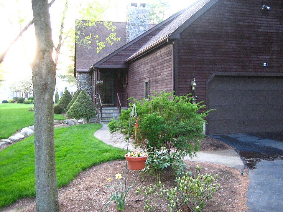 2nd image of 80 Terrianne Dr