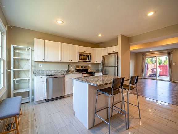 5th image of 1412 Cottonwood Ct