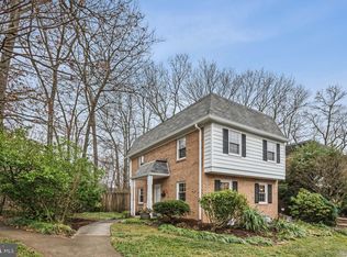 1561 Brookshire Ct, Reston, VA 20190