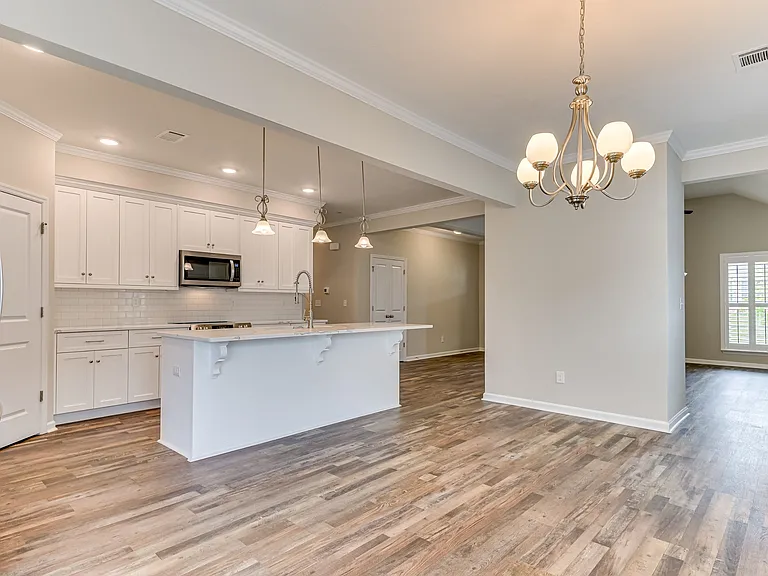 157 Dublin Loop — Photo 9