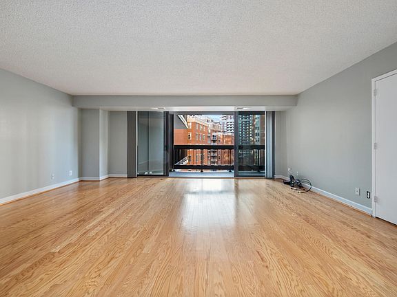 2nd image of 3800 Fairfax Dr APT 501