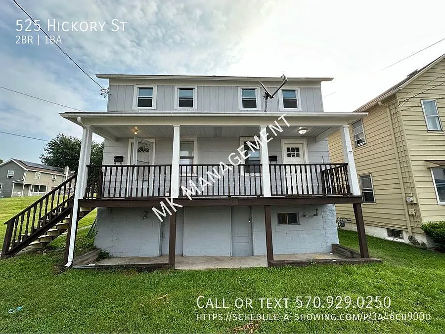 525 Hickory St photo 1