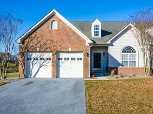 29 Brighton St, Ocean View, DE 19970