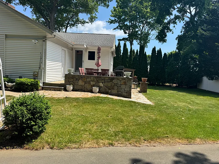92 Grove Beach Rd S — Photo 8