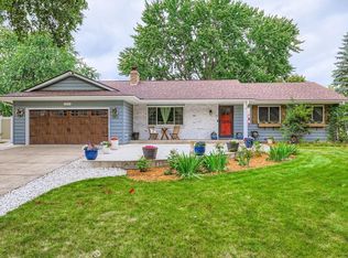 10215 Union Terrace Ln N, Maple Grove, MN 55369