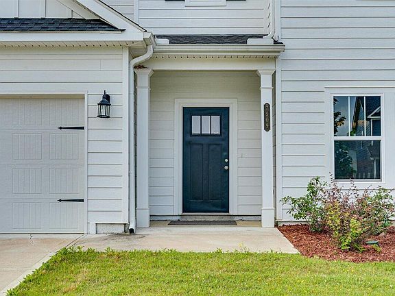 2nd image of 7509 Highborne Ln