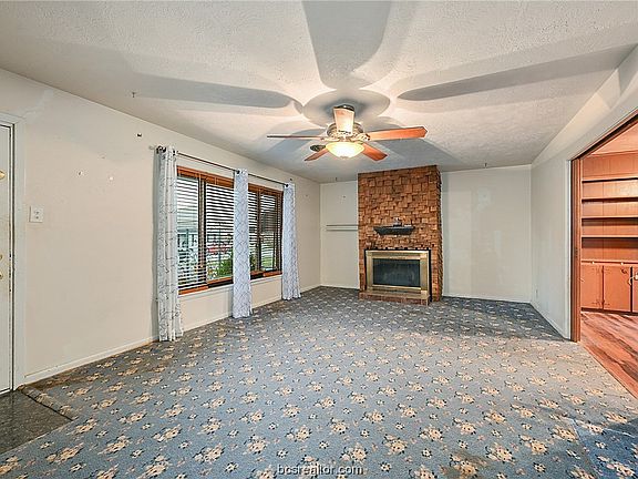 3rd image of 1612 Armistead St
