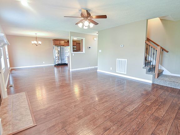 4th image of 3759 Gray Fox Dr