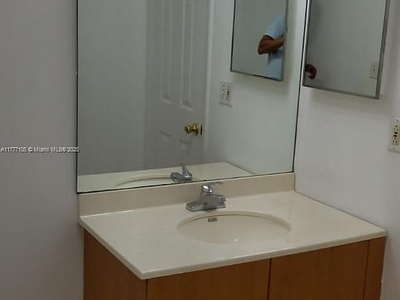 5th image of 2850 N Oakland Forest Dr APT 103