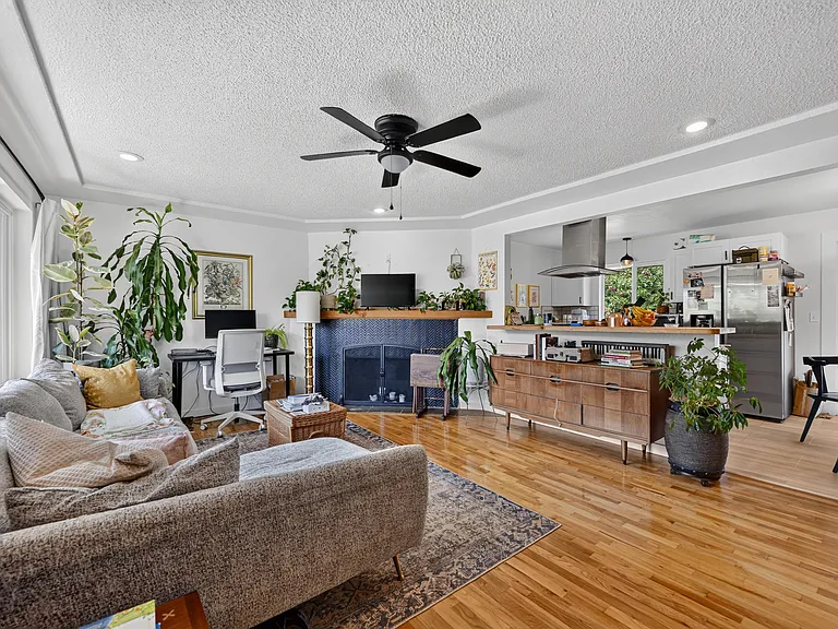 9325 Northlake Dr SW — Photo 4