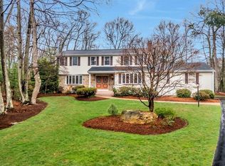 26 Louis W Farley Dr, Framingham, MA 01702