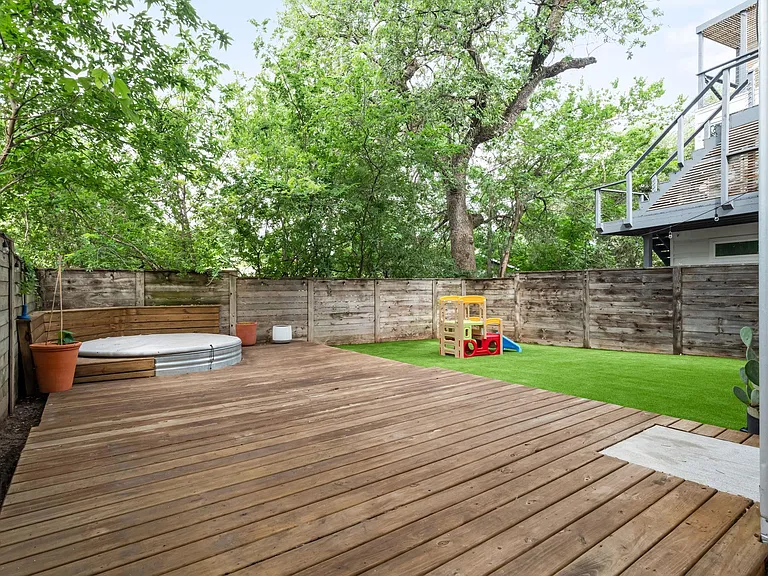 1182 Oakgrove Ave #A — Photo 38