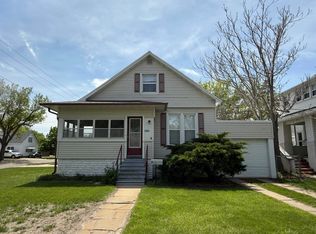 1002 W 4, North Platte, NE 69101